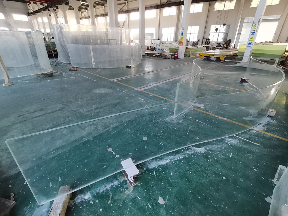 Fabricante de piscinas acr&iacute;licas - Experto en construcci&oacute;n de piscinas