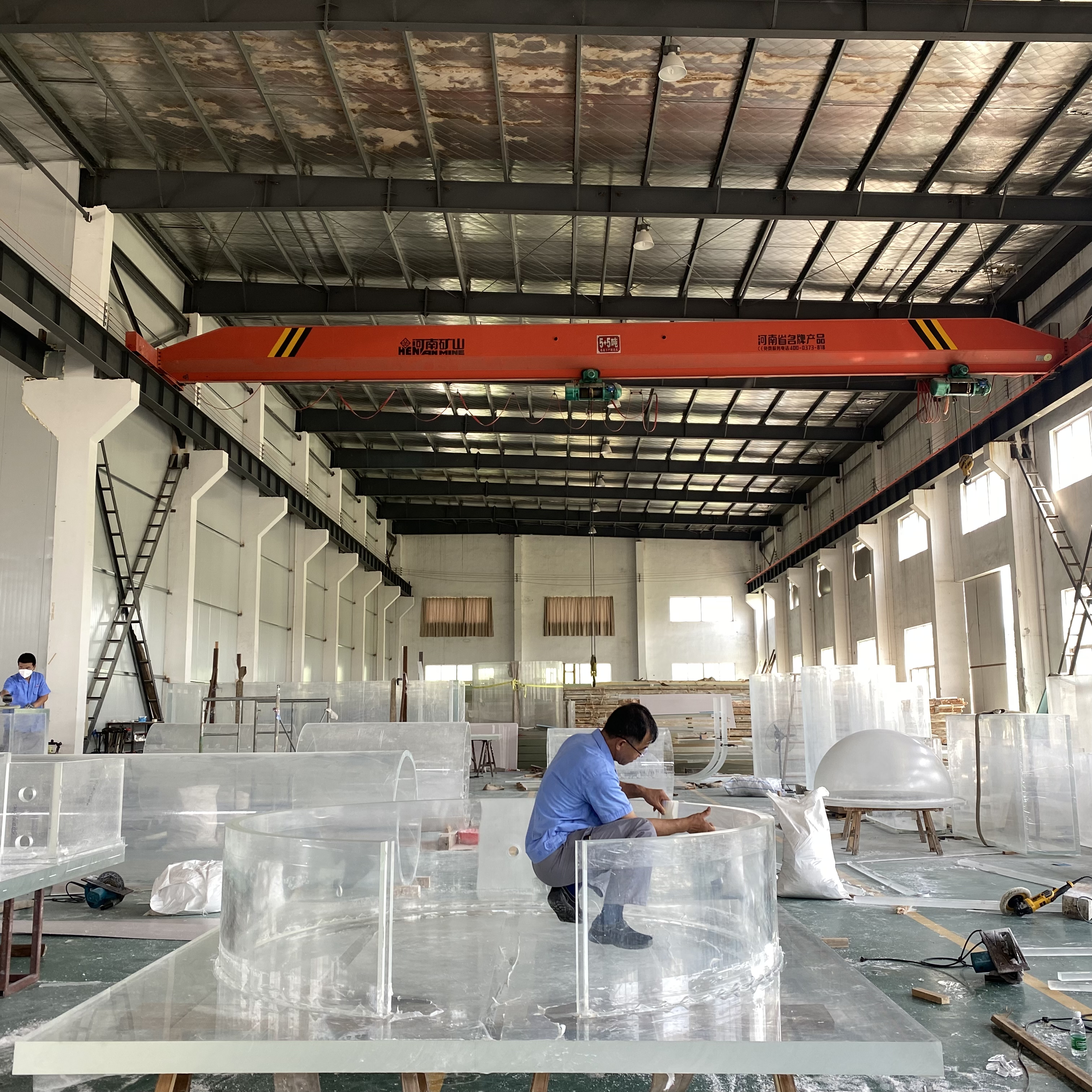 Panel acr&iacute;lico para ventana de acuario - LEYU 