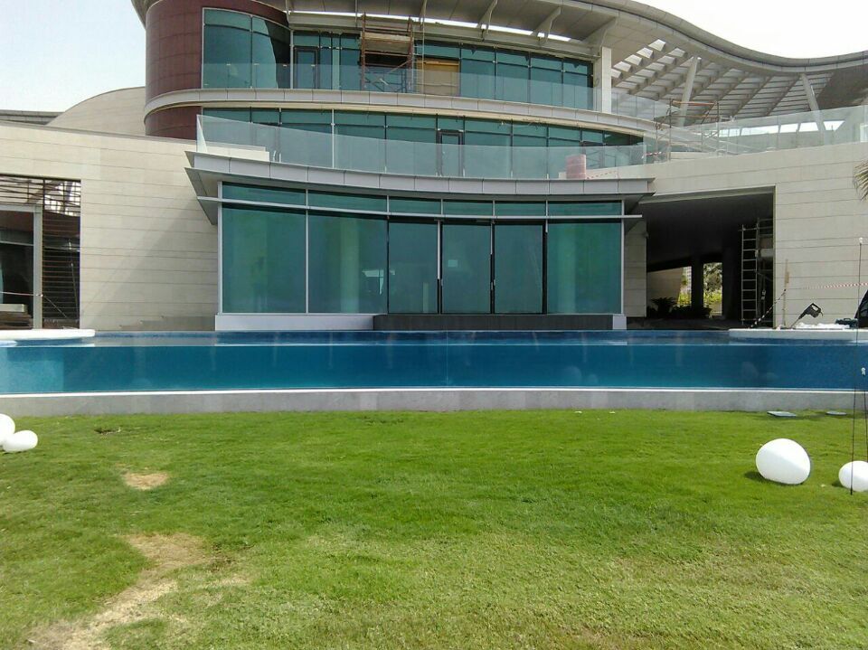 Piscina acr&iacute;lica de lujo - LEYU