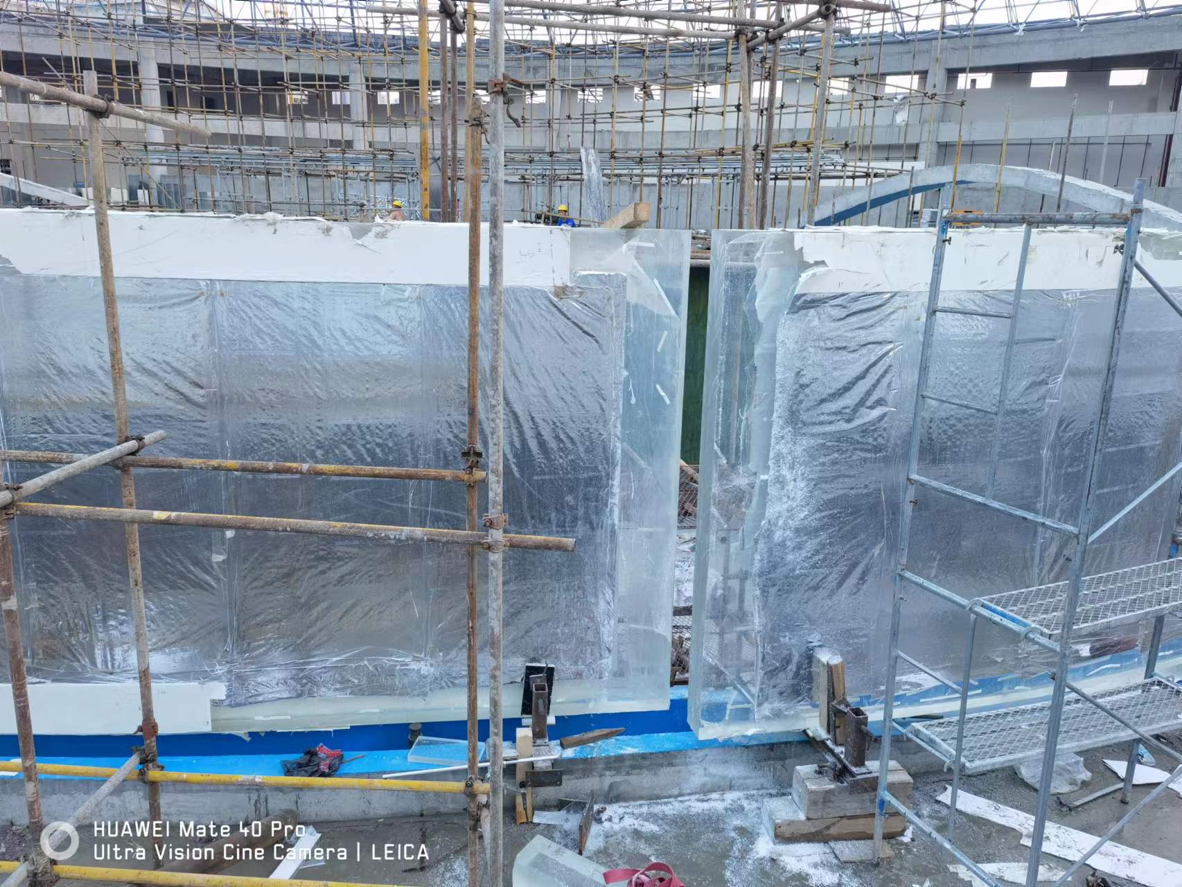 Ventana acr&iacute;lica para acuario - instalaci&oacute;n