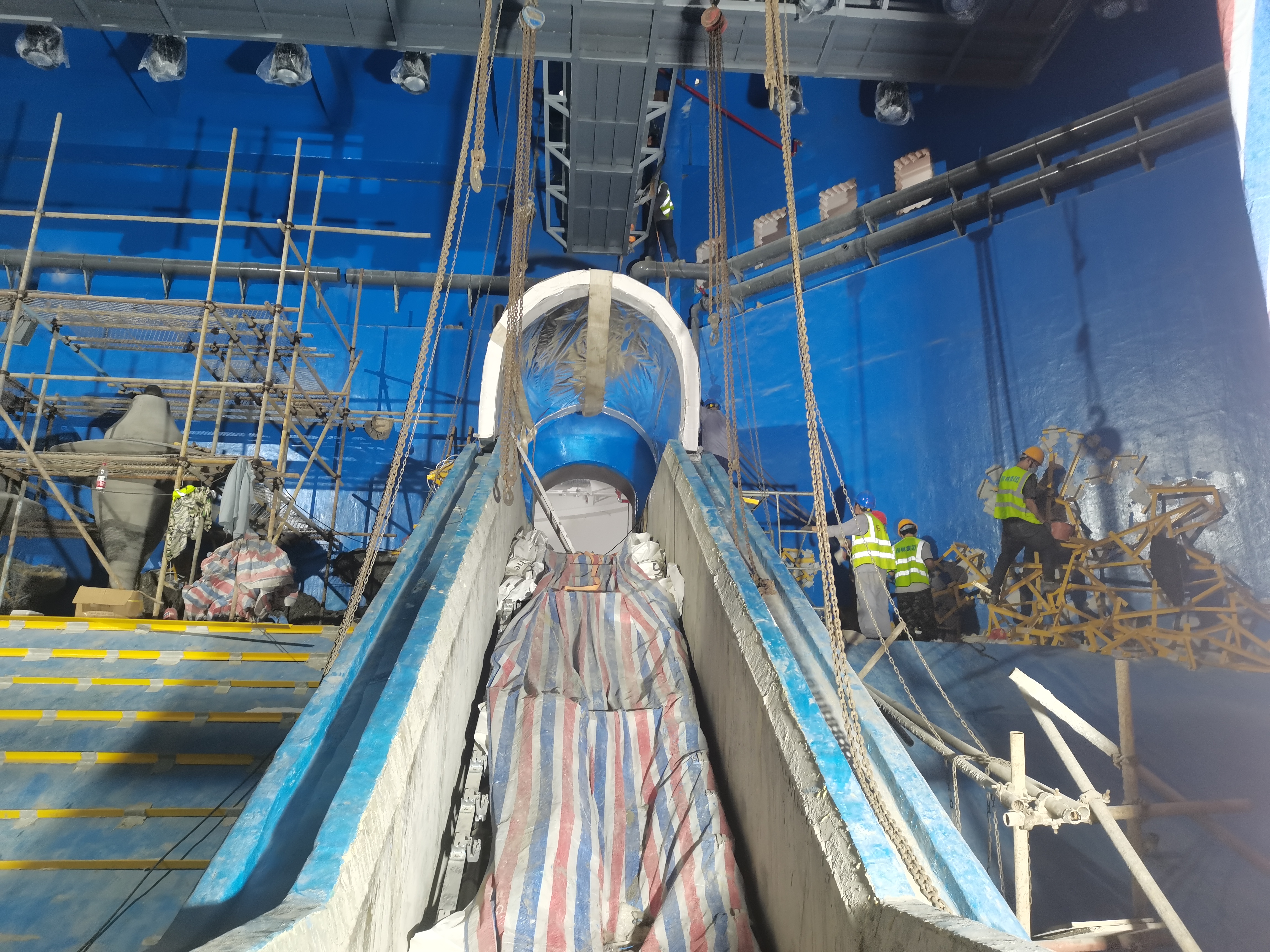 Acuario t&uacute;nel acr&iacute;lico - instalaci&oacute;n