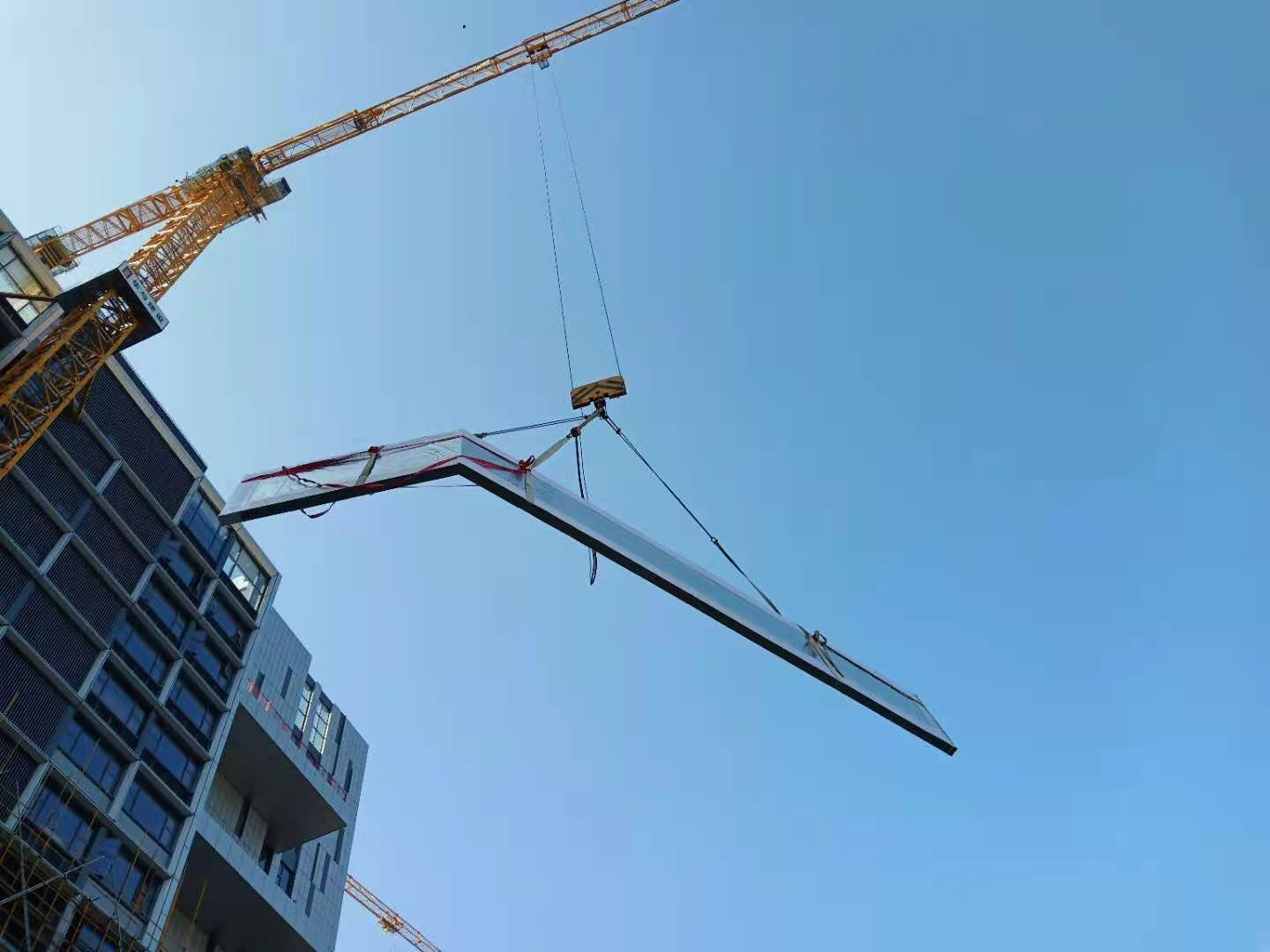 Piscina acr&iacute;lica - instalaci&oacute;n LEYU