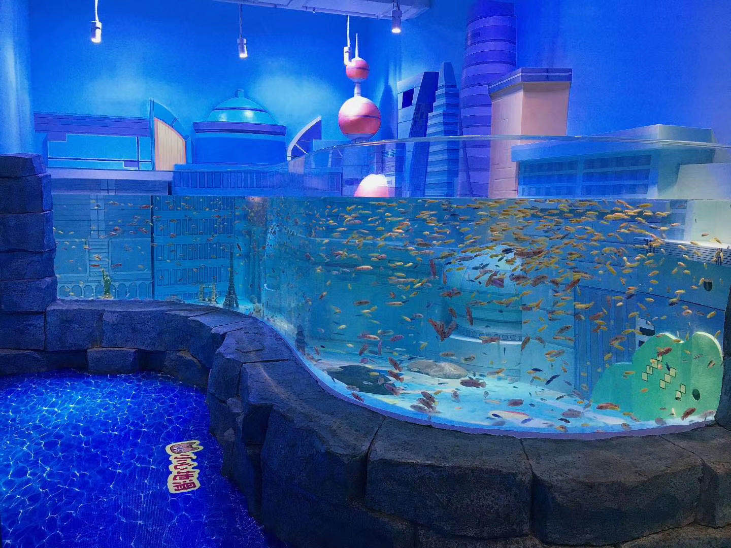 l&aacute;mina acr&iacute;lica para acuario