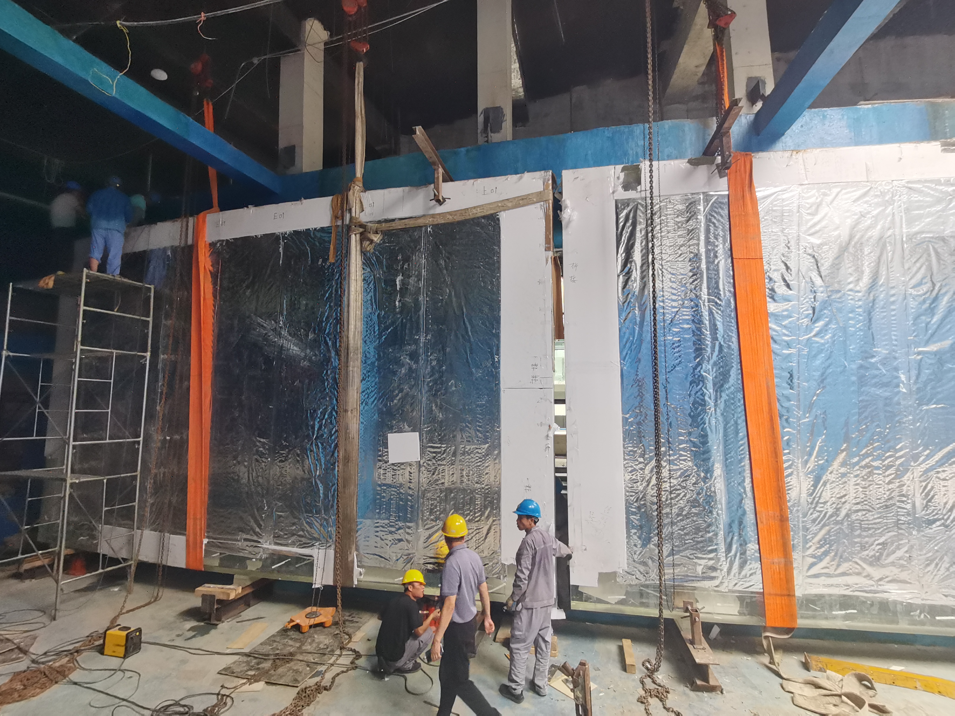 Panel acr&iacute;lico para ventana de acuario - LEYU