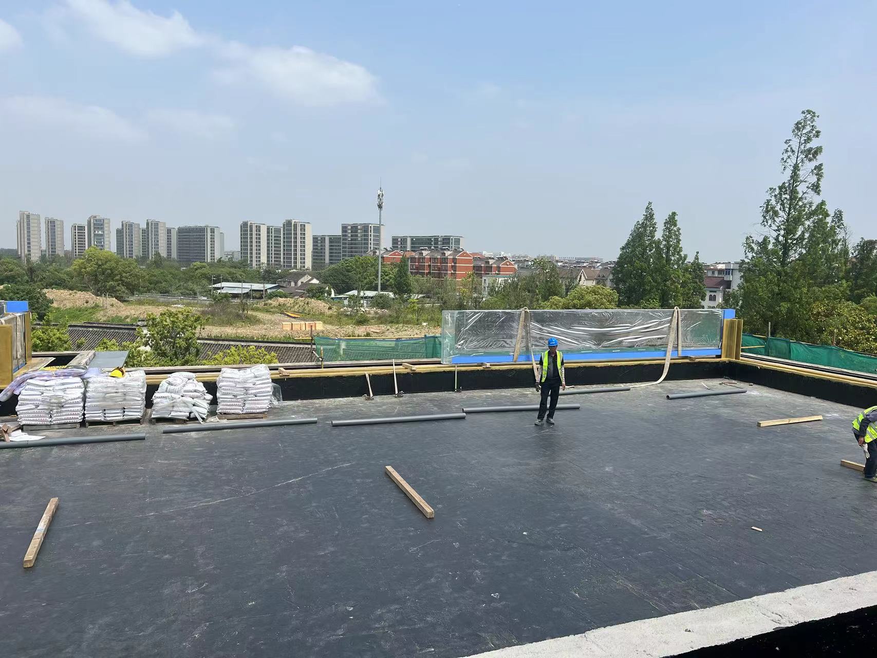 Piscina acr&iacute;lica - Instalaci&oacute;n LEYU
