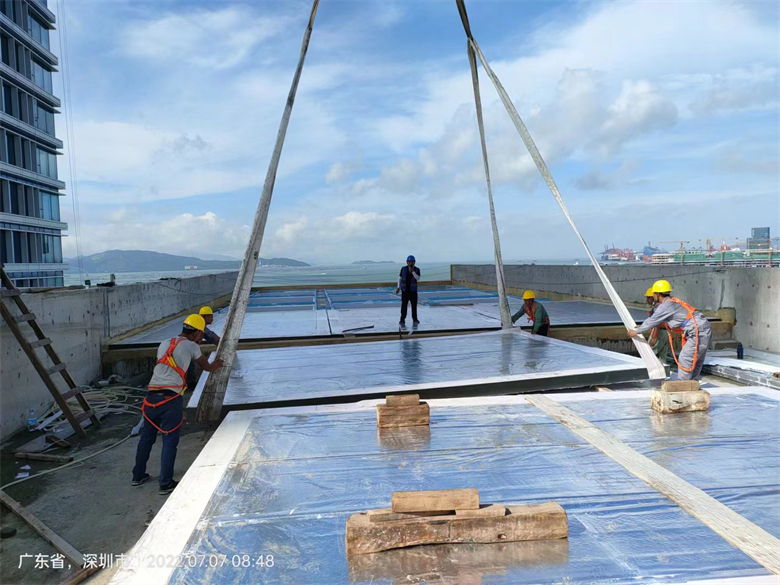 Piscina acr&iacute;lica - instalaci&oacute;n LEYU