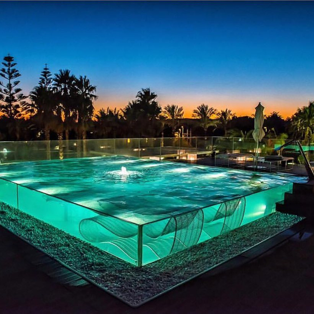 ¿Qué espesor tiene el vidrio acrílico para piscinas? Tolerancias de espesor para láminas acrílicas - Leyu