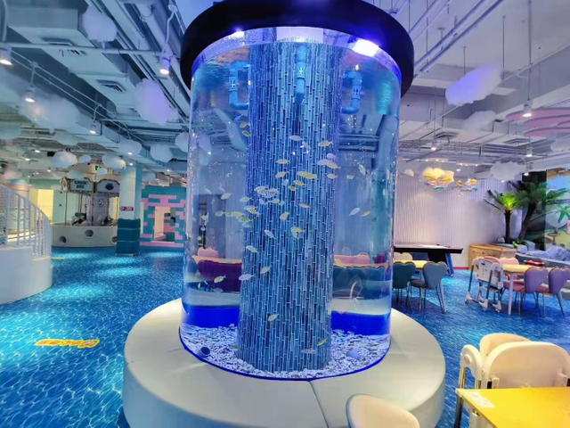 Fábrica de peceras de acuario acrílico de cilindro grande en China - Leyu 
